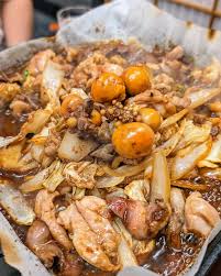 鉄板で調理されるけいちゃん